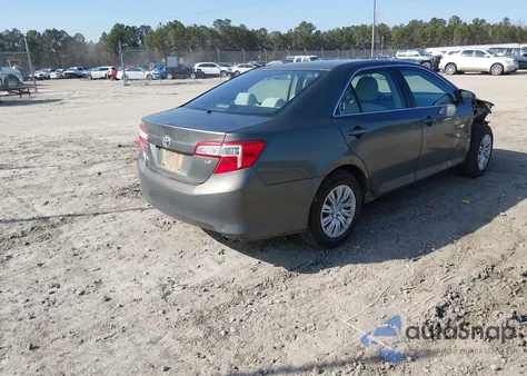2013 Toyota Camry Le z USA, uszkodzony, nr VIN 4T1BF1FK4DU711488